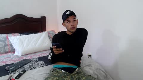 Snapshot of alex_diorrr chatting on February 2025 06:04:02 PM Alex online show from February 2025 06:04:02 PM