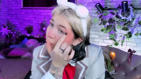 alex_howell online show from January 2025 08:42:01 PM