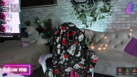 alex_howell online show from January 2025 08:55:01 PM