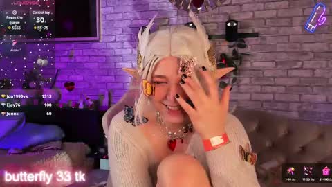 alex_howell online show from March 2025 02:39:02 AM