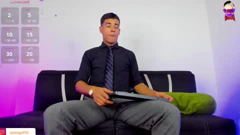 i am Alex online show from January 2025 12:41:01 AM