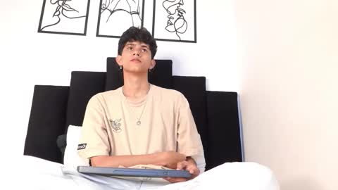 alex_mark_ online show from February 2026 01:39:01 PM