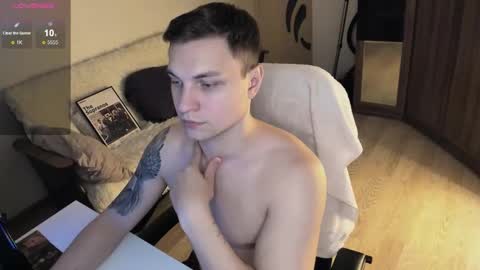 alex_milson online show from October 2025 04:52:01 AM