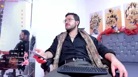 Snapshot of alex_oconner69 chatting on December 2024 08:26:02 PM ALEX online show from December 2024 08:26:02 PM