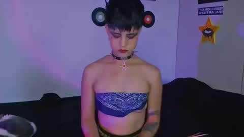 Alex online show from September 2025 10:21:01 PM