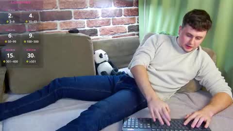 Alex online show from October 2025 06:56:01 PM