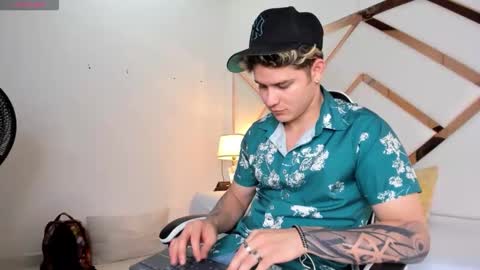 Alex  online show from February 2026 07:24:02 PM