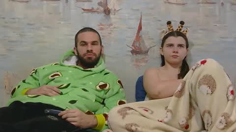 Alex and Sarah online show from February 2026 02:05:01 PM