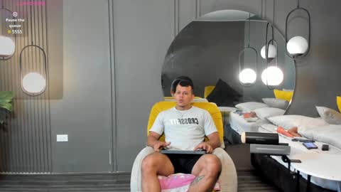 Alex Towers online show from January 2025 07:29:01 PM