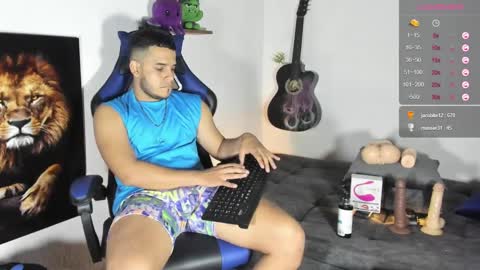 Alex Woll online show from February 2025 03:32:02 AM