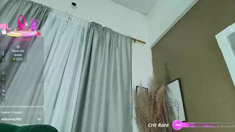 alexa_foxx27 online show from September 2025 09:03:02 PM