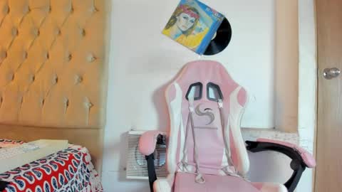 alexa_girlfox online show from April 2026 07:45:01 AM