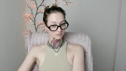 Snapshot of alexa_kittie chatting on June 2026 11:36:01 AM Alexa online show from June 2026 11:36:01 AM