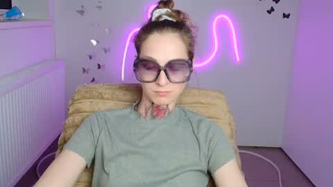Snapshot of alexa_kittie chatting on July 2026 11:25:02 AM Alexa online show from July 2026 11:25:02 AM
