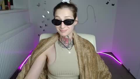 Snapshot of alexa_kittie chatting on July 2026 11:31:01 PM Alexa online show from July 2026 11:31:01 PM