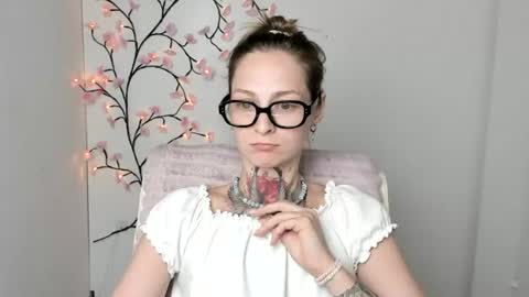 Snapshot of alexa_kittie chatting on July 2026 07:39:01 PM Alexa online show from July 2026 07:39:01 PM