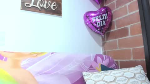 alexa latina online show from January 2025 08:55:01 PM