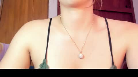 Snapshot of alexa_latina chatting on May 2026 03:06:01 PM alexa latina online show from May 2026 03:06:01 PM