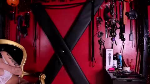 alexa n alex online show from October 2025 06:17:01 PM