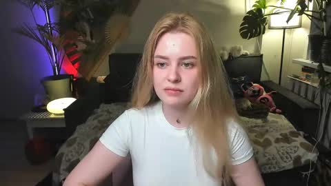 Snapshot of alexa_pirs chatting on May 2026 07:34:02 PM alexa_pirs online show from May 2026 07:34:02 PM