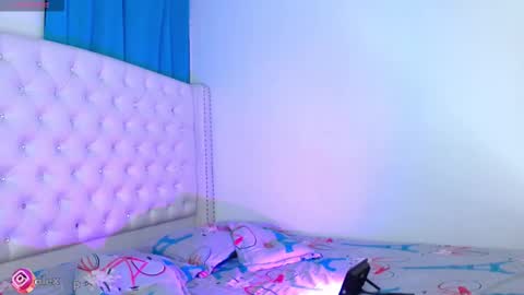   online show from September 2025 11:37:01 PM