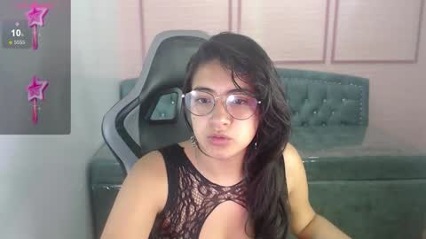 Alexandra online show from September 2025 11:46:02 AM