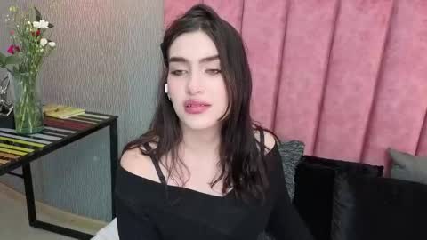 Alexa Thaylor online show from February 2026 08:07:01 PM