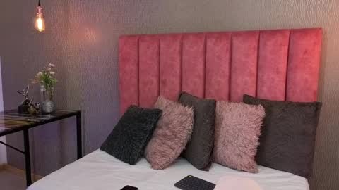 Alexa Thaylor online show from April 2026 02:29:02 PM