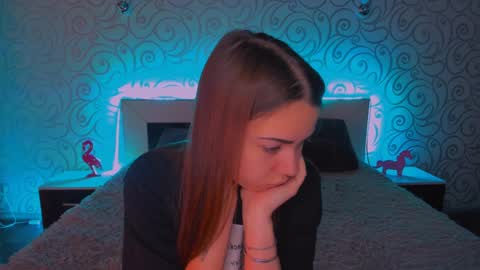 angel online show from December 2024 03:06:01 AM