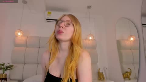 Snapshot of alexahandler chatting on February 2026 04:00:02 AM Alexa Handler online show from February 2026 04:00:02 AM