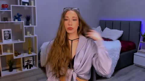 AlexaHarmon online show from November 2025 06:45:02 AM