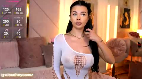 Snapshot of alexaheyess chatting on June 2026 05:19:02 AM Alexa online show from June 2026 05:19:02 AM