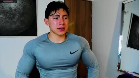 Snapshot of alexander_classy chatting on July 2026 01:35:01 AM Alex online show from July 2026 01:35:01 AM