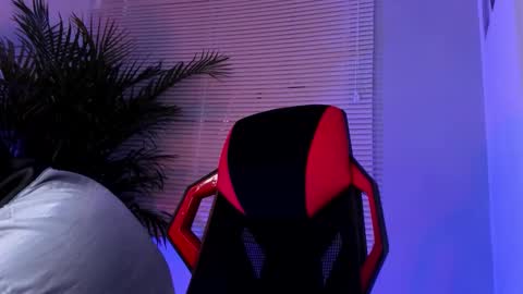 Alexander Diaz online show from September 2025 10:48:02 AM