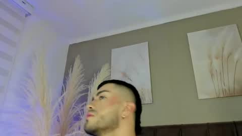 Snapshot of alexander_diiaz chatting on June 2026 01:57:02 PM Alexander Diaz online show from June 2026 01:57:02 PM