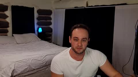 alexanderthemid online show from December 2025 03:45:02 AM