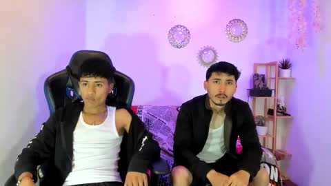 chicos hot online show from October 2025 01:09:01 PM