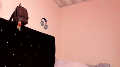 alexandra clauss online show from September 2025 01:56:01 PM