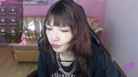 alexandra  online show from November 2025 07:47:01 PM