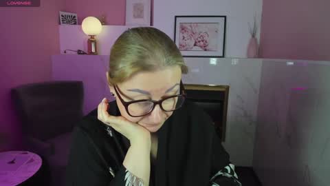 Alexandra online show from February 2025 03:45:01 AM