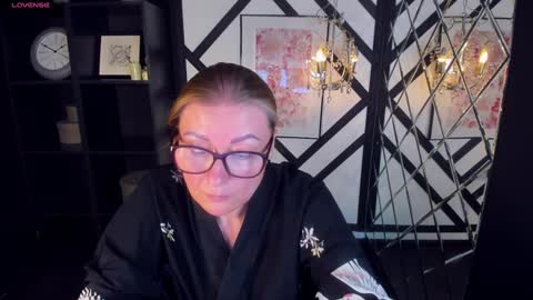 Alexandra online show from February 2025 08:32:01 PM