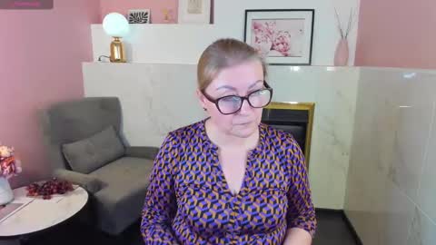 Alexandra online show from February 2025 12:10:02 AM