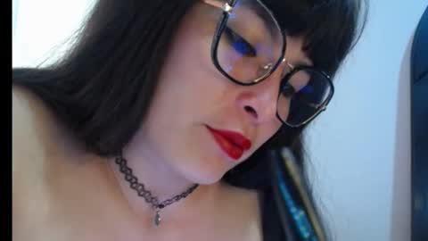 alexandrasaen online show from November 2025 10:20:02 PM