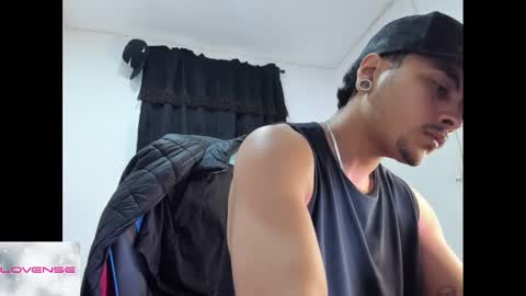 Alexandre online show from October 2025 04:26:02 PM