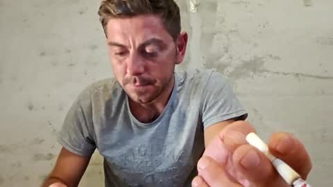 alexandru8899 online show from October 2025 07:21:01 AM