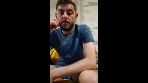 alexandru8899 online show from March 2026 07:51:02 PM