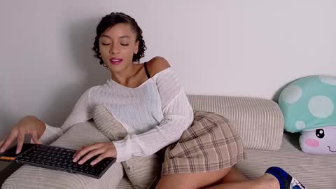 Alexa online show from November 2025 11:27:01 PM