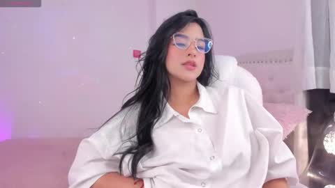 lexandra  online show from November 2025 06:12:02 AM