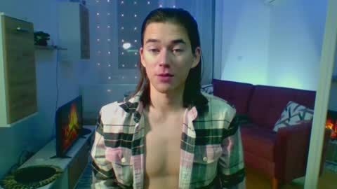           online show from December 2024 05:42:01 PM