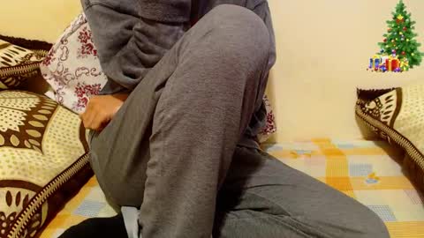 Alex online show from December 2025 12:00:02 PM